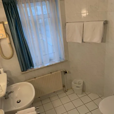 Windsor Hotel 3*